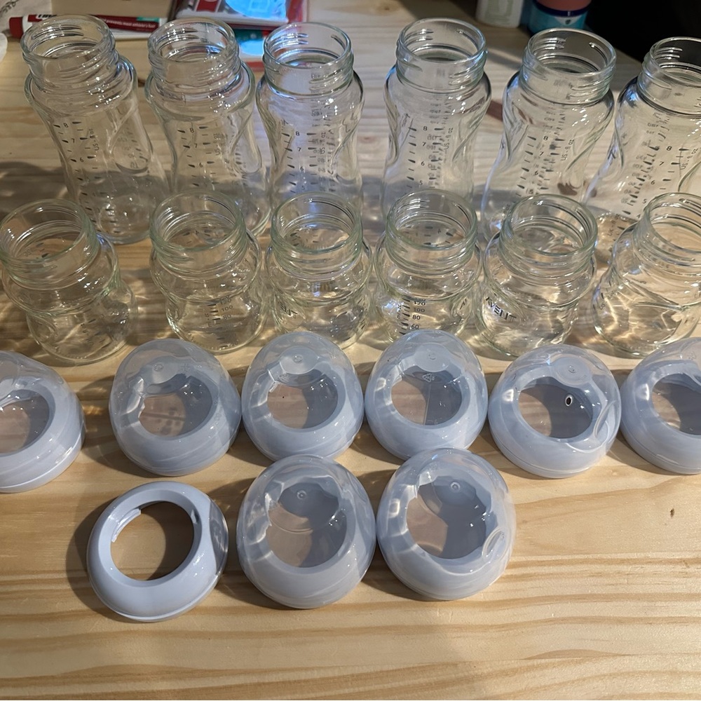 Avent glass bottles (6-8oz & 6 4oz)
